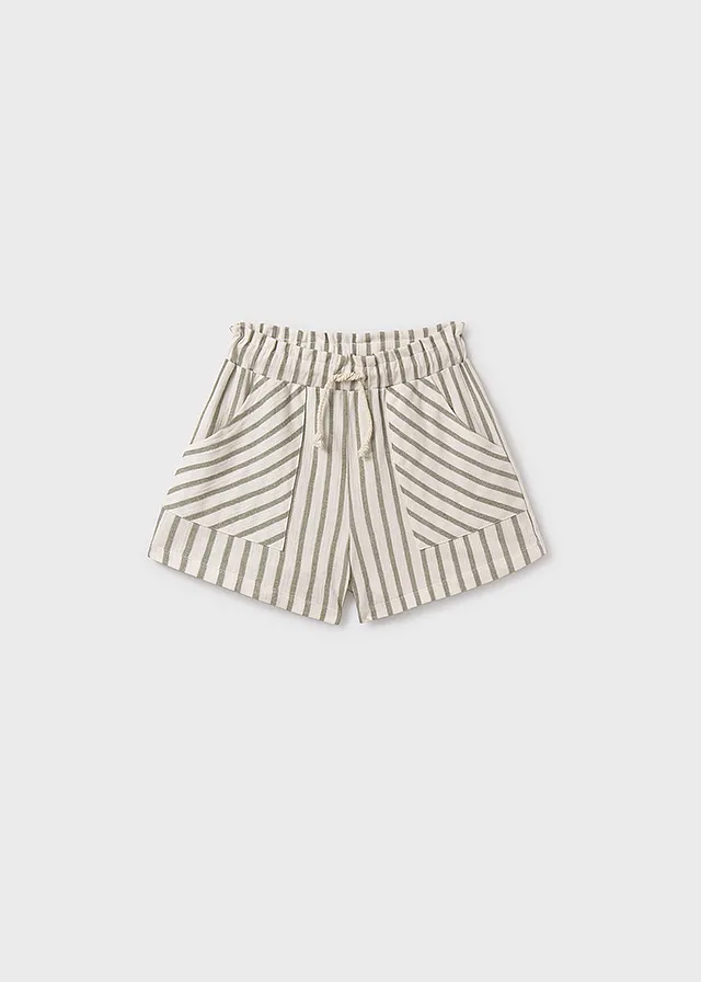 Pantalón corto punto
