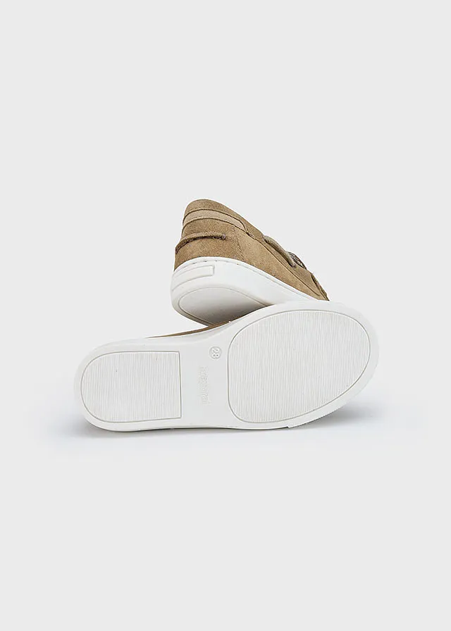 Mocasin serraje nudo