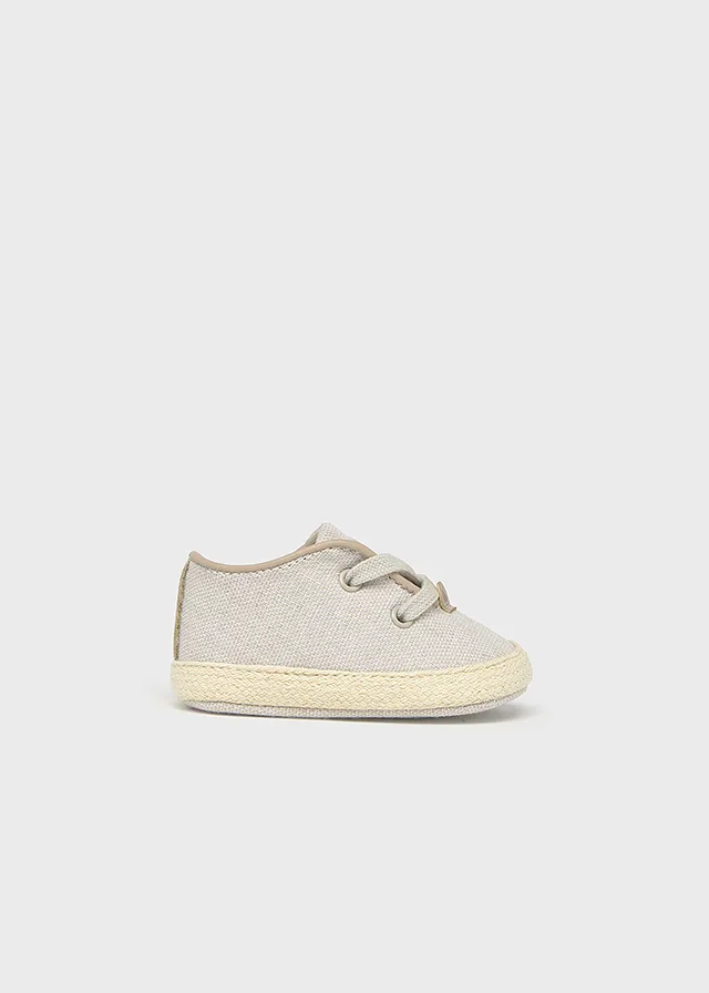 Zapato casual recien nacido
