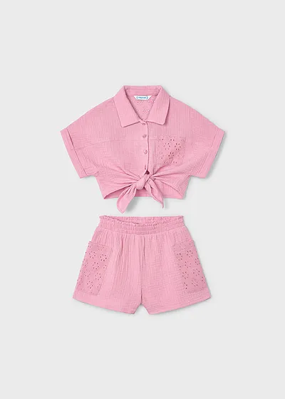 Conjunto short perforado