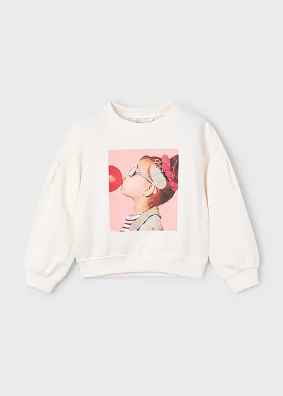 Sweater con complemento
