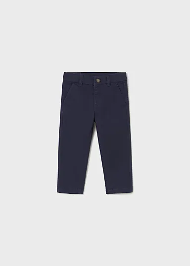 Pantalon chino sarga basico