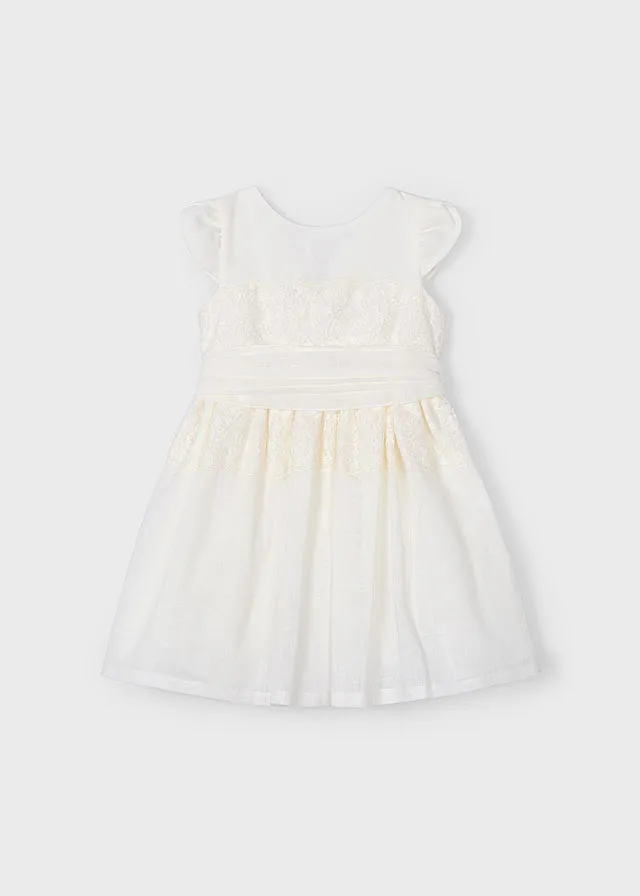 Vestido puntillas