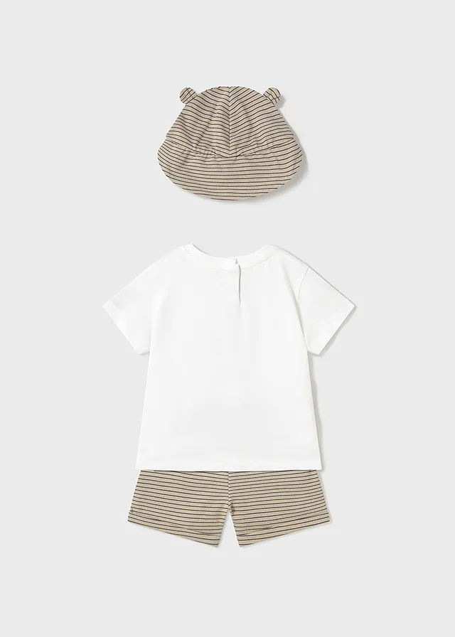 Conjunto short con gorro 3 piezas